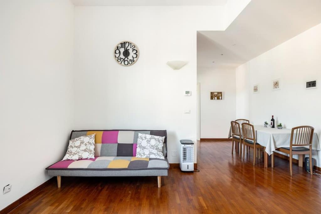 La Dimora Dell'Artista Apartment โบโลญญา ภายนอก รูปภาพ